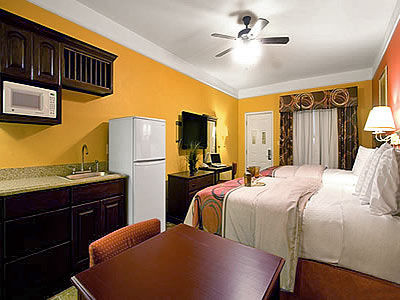 Quality Inn & Suites At The Outlets Mercedes/Weslaco Buitenkant foto